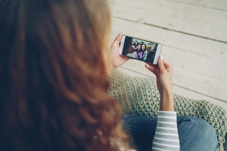 15 Things Guys Want in a Long-Distance Relationship